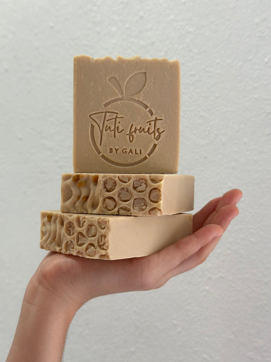 HONEY OAT SOAP BAR